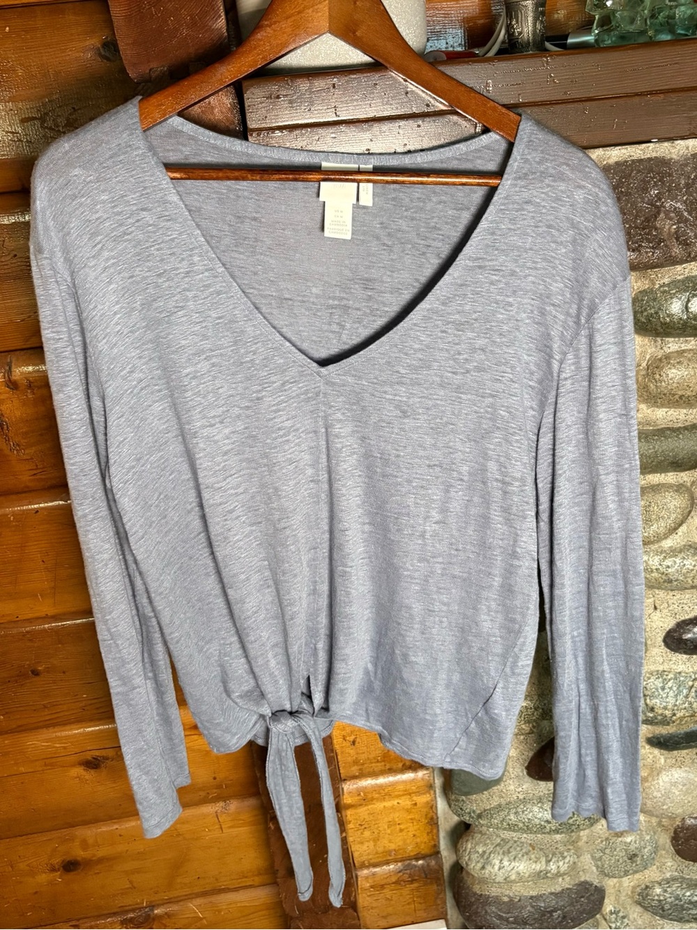 H&M 100% Linen Grey Tie Front V-Neck Top M